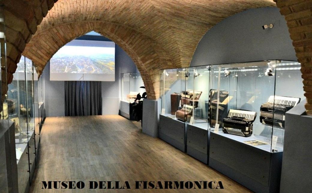1 La Fisarmonica Del Conero Appartement Castelfidardo Buitenkant foto